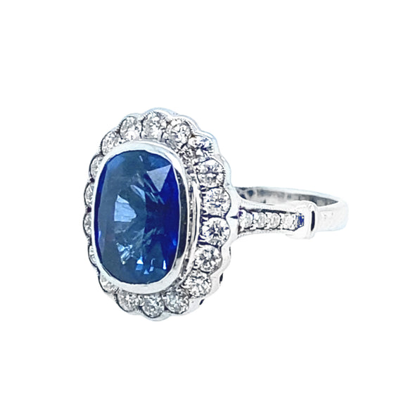 Vintage diamond and sapphire ring