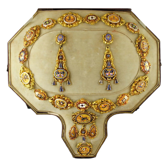 Parure composta da collana orecchini e pendente/spilla, Francia, 1840 c.a.